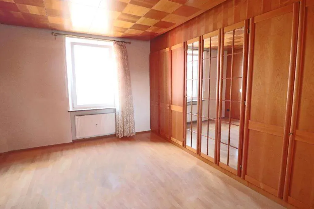 Nahe der Innenstadt! Gepflegte 3 Zi.-Whg. mit exklusivem Bad u. Wintergarten, sofort frei – Bild 8