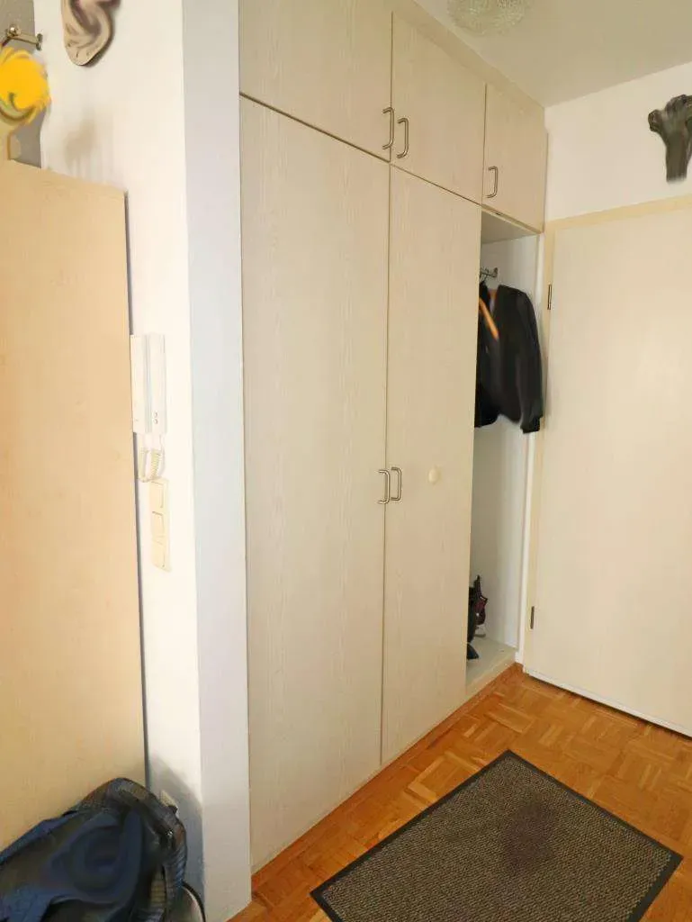 Nahe der Innenstadt!!! Modernes Apartment mit Tiefgarage und Einbauküche, derzeit vermietet – Bild 10