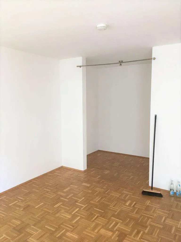 Nahe der Innenstadt!!! Modernes Apartment mit Tiefgarage und Einbauküche, derzeit vermietet – Bild 7