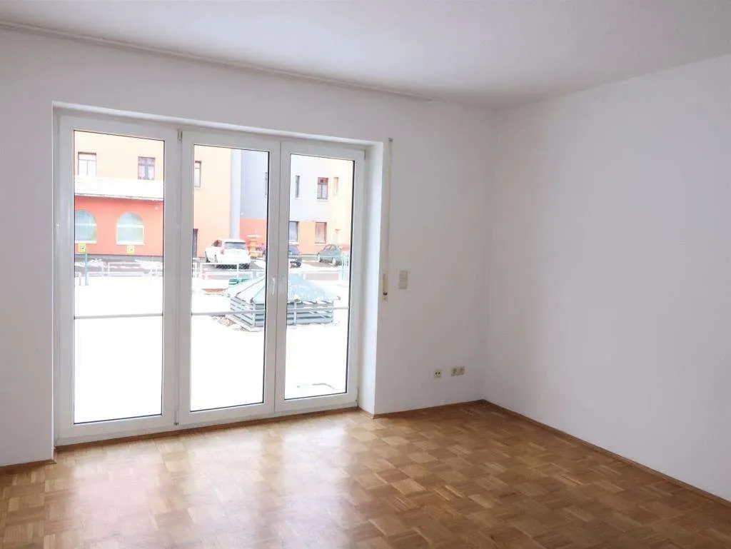 Nahe der Innenstadt!!! Schöne 2 Zi.-ETW mit Tiefgarage und Einbauküche, bezugsfrei – Bild 6