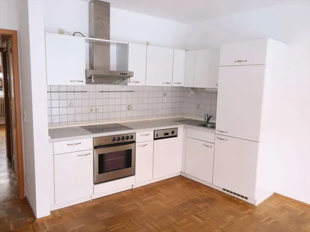 Nahe der Innenstadt!!! Schöne 2 Zi.-ETW mit Tiefgarage und Einbauküche, bezugsfrei – Bild 8