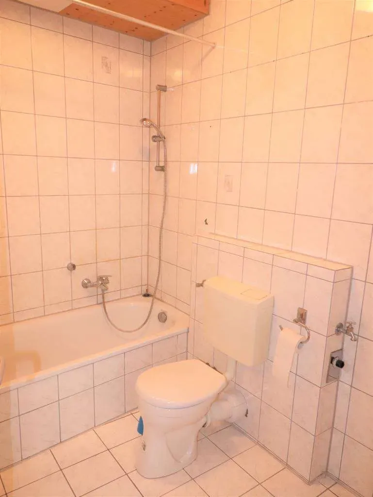 Nahe der Innenstadt!!! Schöne 2 Zi.-ETW mit Tiefgarage und Einbauküche, bezugsfrei – Bild 11