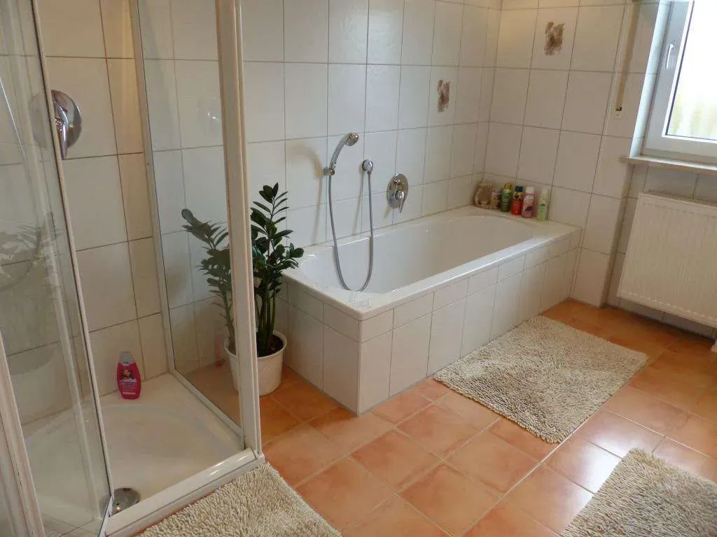 Nur einziehen!!! Modernes Reiheneckhaus mit Garage und angelegtem Garten – Bild 10