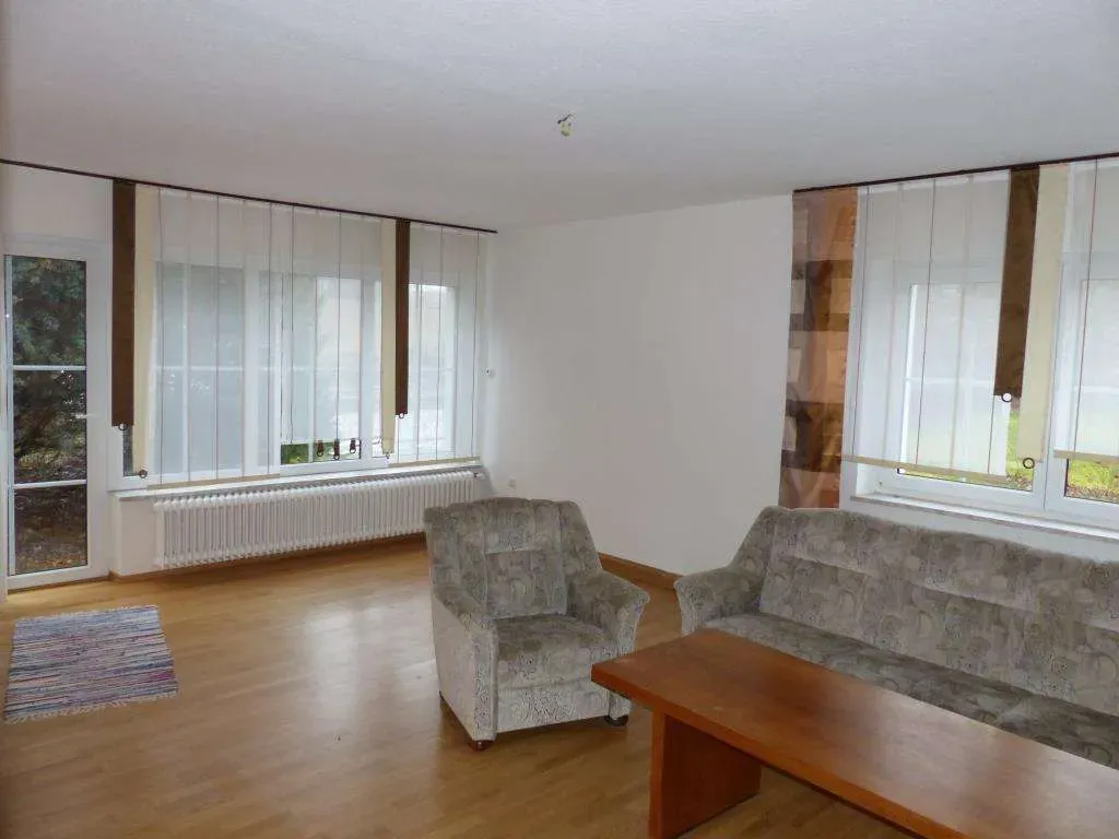 Nur einziehen!!! Top renoviertes Herrenhaus mit Doppelgarage, in schöner Randlage – Bild 11