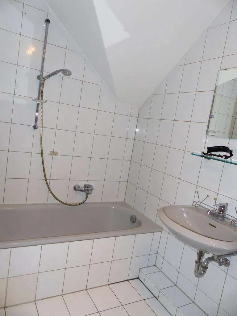 Preissenkung!!! Günstiges Apartment mit Einbauküche und Stellplatz, 2 km von Weiden – Bild 4