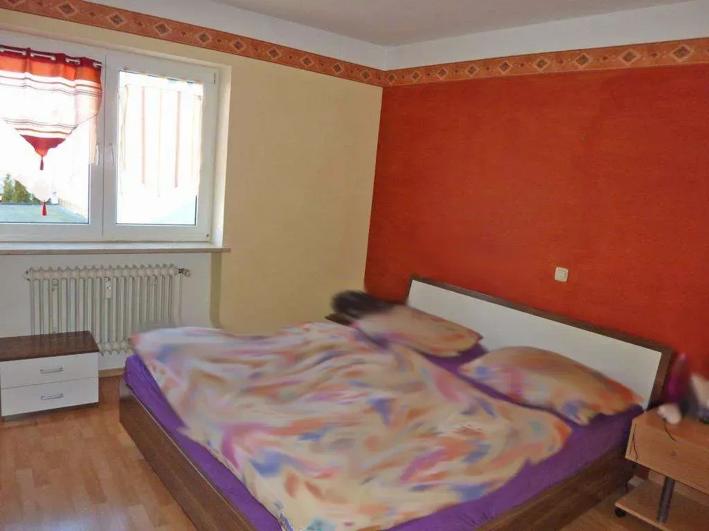 Ruhige und zentrale Lage!!! Moderne 3 Zi.-Whg. mit gr. Balkon und Carport, nähe Bahnhof – Bild 7