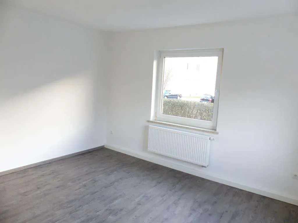 Sanierte Wohnung geboten!!! Ansprechende 3 Zi.-ETW mit Balkon, Stellplatz und Gartenanteil – Bild 6