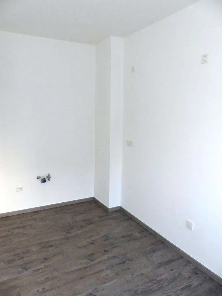 Sanierte Wohnung geboten!!! Ansprechende 3 Zi.-ETW mit Balkon, Stellplatz und Gartenanteil – Bild 9