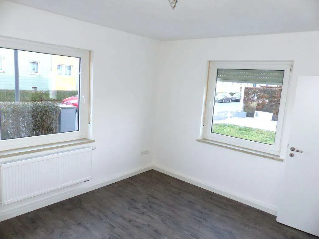 Sanierte Wohnung geboten!!! Ansprechende 3 Zi.-ETW mit Balkon, Stellplatz und Gartenanteil – Bild 5