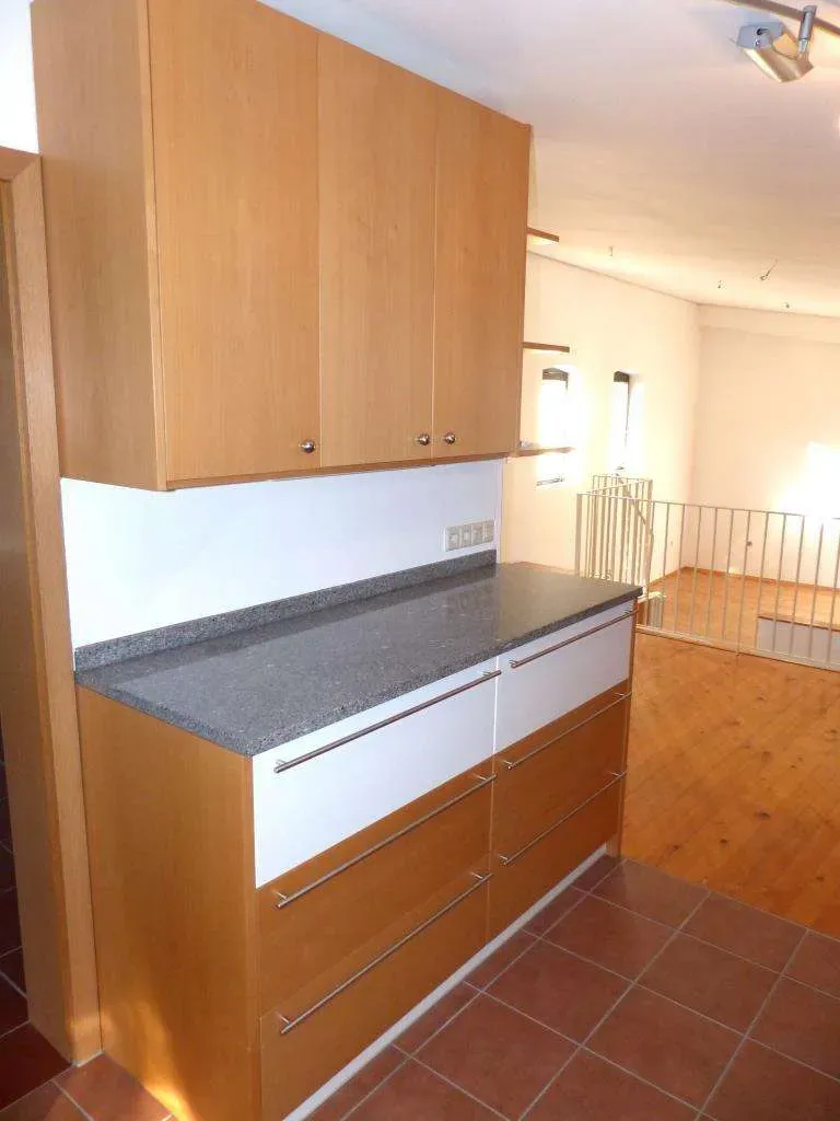 Schicke 4 Zi.-Loft-Wohnung in ruhiger Innenstadtlage, mit eigenem Zugang und Innenhofnutzung – Bild 8