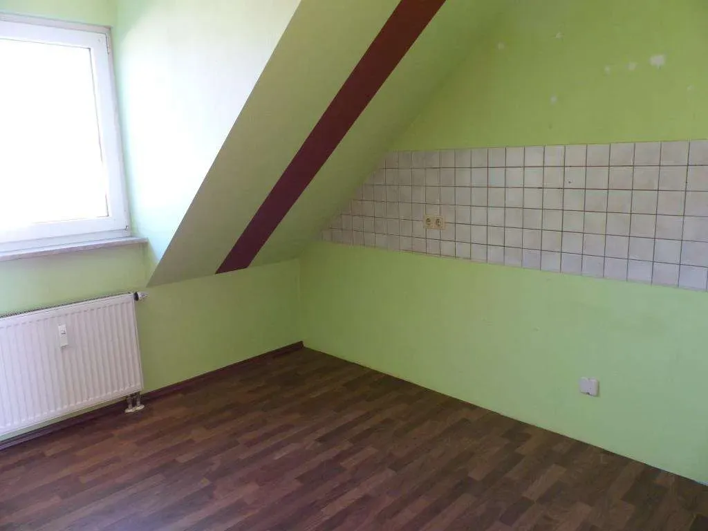 Schnäppchen geboten!!! Günstige 3 Zi.-ETW mit Stellplatz, teilw. Außenfassade und Heizung erneuert – Bild 10