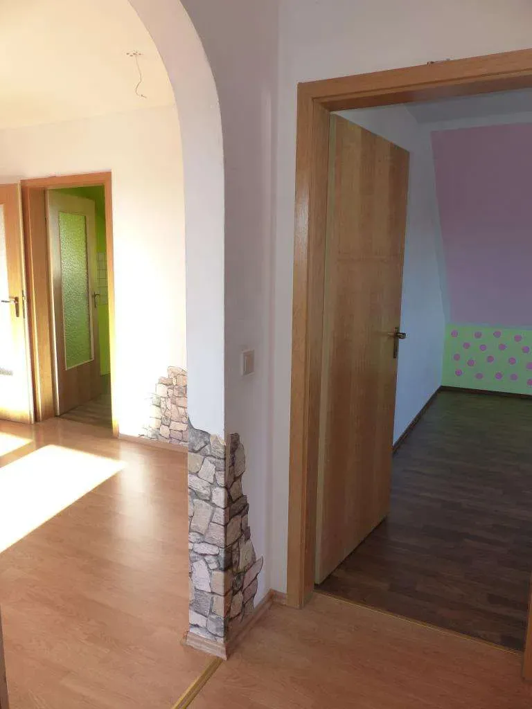 Schnäppchen geboten!!! Günstige 3 Zi.-ETW mit Stellplatz, teilw. Außenfassade und Heizung erneuert – Bild 5