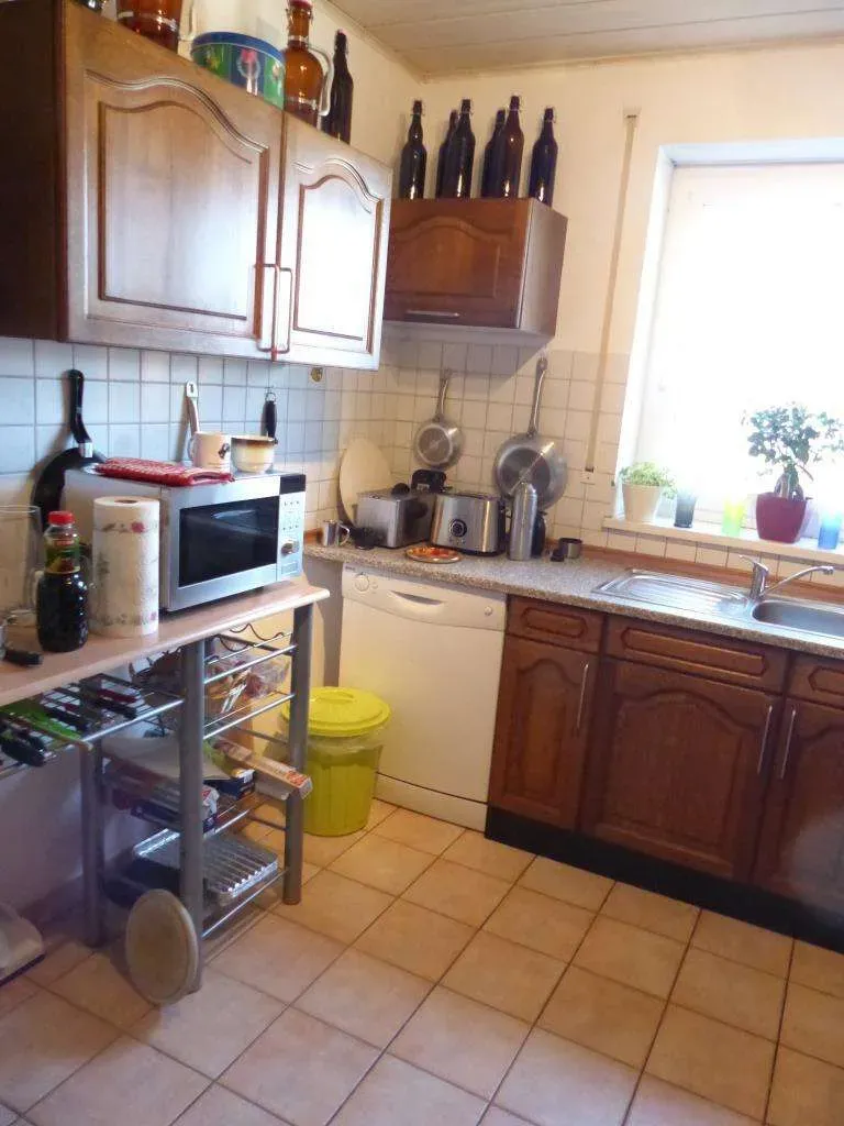 Top Angebot! Gepflegte Doppelhaushälfte, derzeit vermietet, ohne Keller, mit Garage und Stellplatz – Bild 7