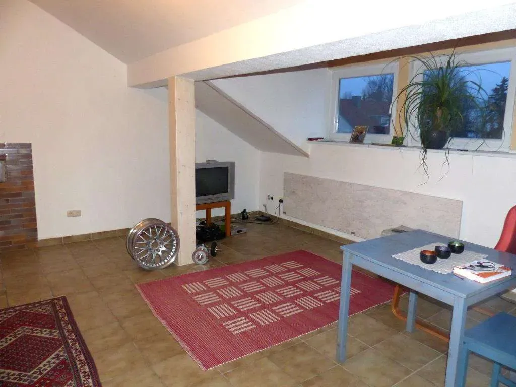 Top Anlage geboten! Zwei Häuser (Bj. 1965 u. 1991) mit insges. vier Wohneinheiten und Garage – Bild 10