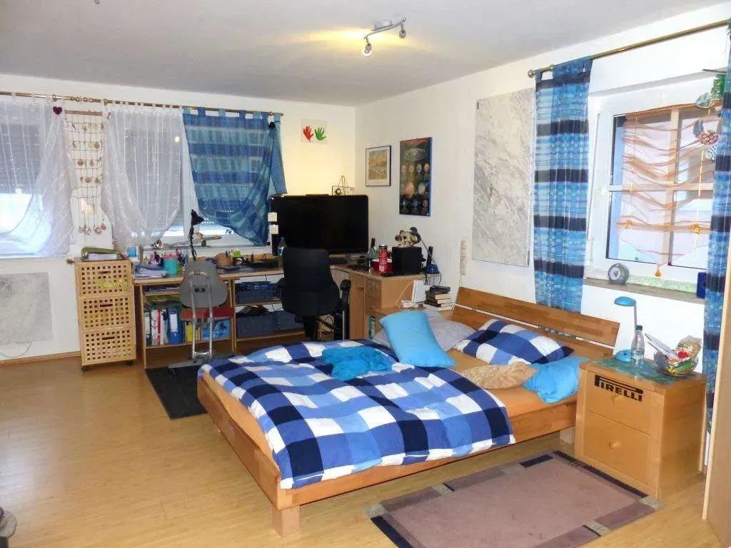 Top Anlage geboten! Zwei Häuser (Bj. 1965 u. 1991) mit insges. vier Wohneinheiten und Garage – Bild 13