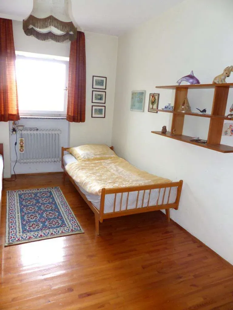TOP!!! Ansprechendes Wohnhaus im Bungalowstil, mit Doppelgarage und herrlichem Fernblick – Bild 14