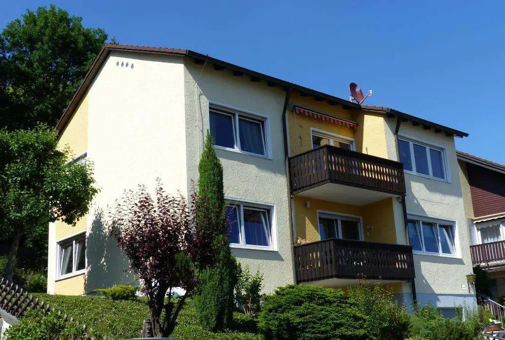Top gepflegt!!! Ein- oder Zweifam.-Haus mit einem ausgebauten Dachgeschoss, nur noch einziehen. – Bild 1