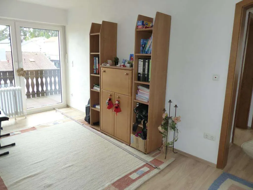 Top gepflegt!!! Ein- oder Zweifam.-Haus mit einem ausgebauten Dachgeschoss, nur noch einziehen. – Bild 15