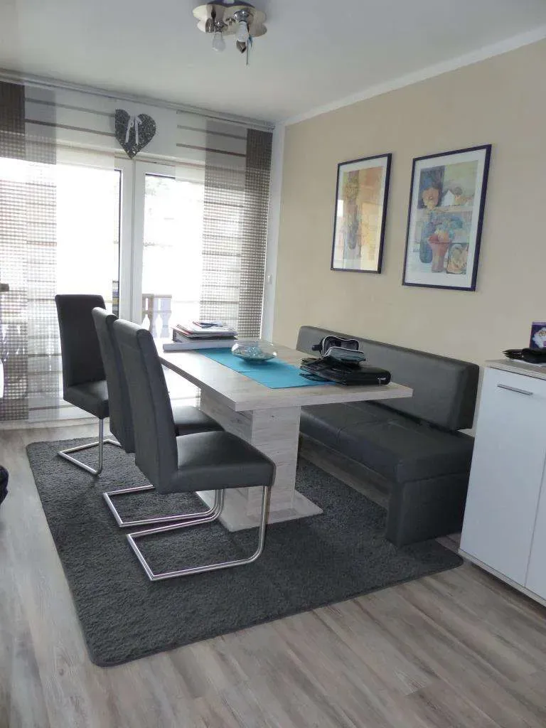 Top gepflegt!!! Ein- oder Zweifam.-Haus mit einem ausgebauten Dachgeschoss, nur noch einziehen. – Bild 7