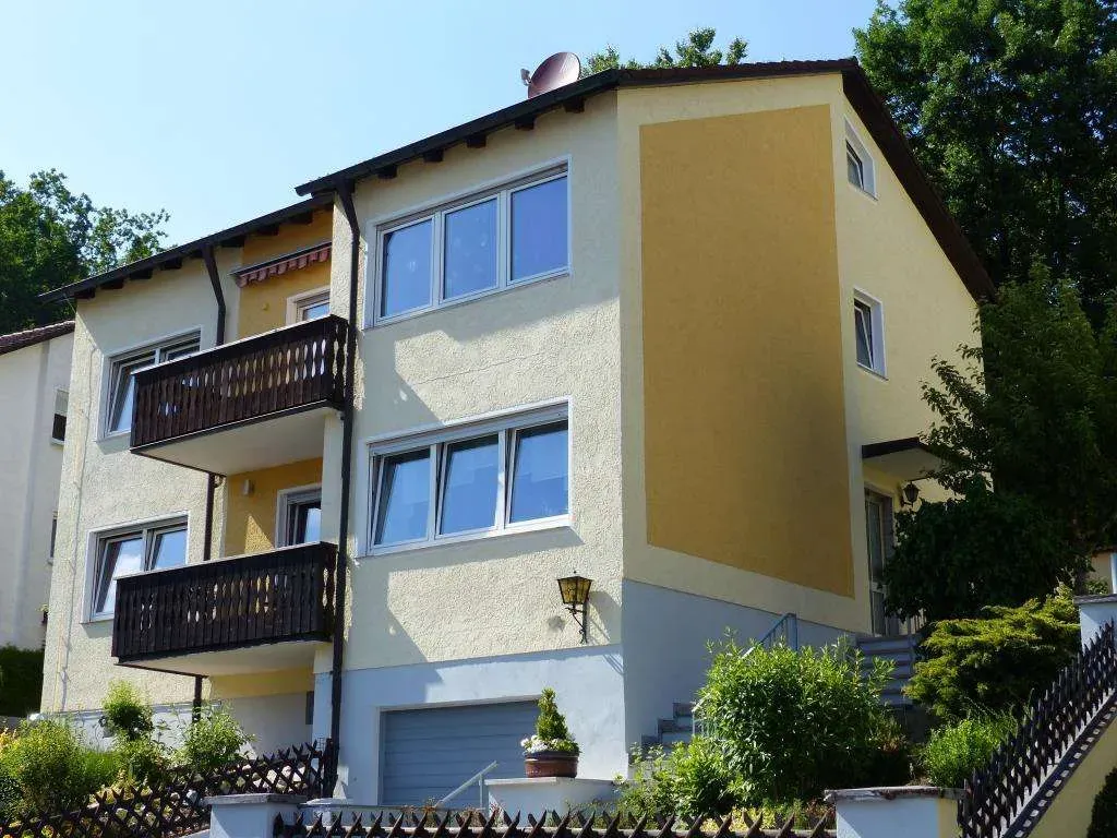Top gepflegt!!! Ein- oder Zweifam.-Haus mit einem ausgebauten Dachgeschoss, nur noch einziehen. – Bild 2