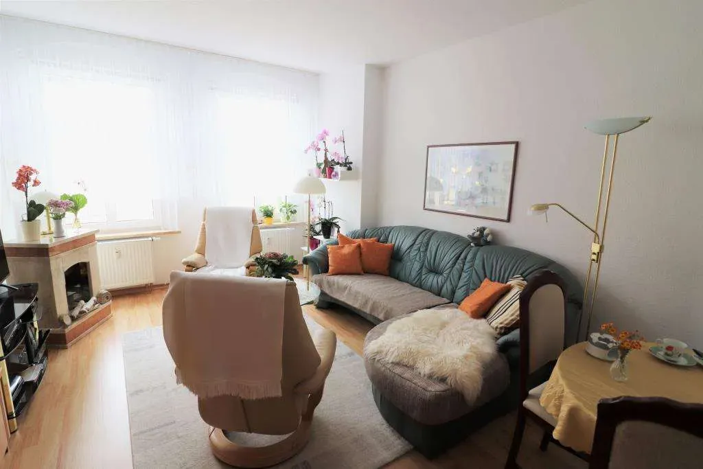 Top gepflegt! Hochwertig sanierte 3 1/2 Zi.-ETW mit Aufzug, Balkon und Runderker – Bild 7
