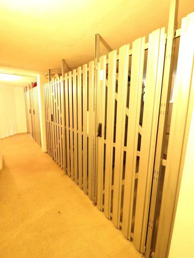 Top gepflegt! Hochwertig sanierte 3 1/2 Zi.-ETW mit Aufzug, Balkon und Runderker – Bild 15