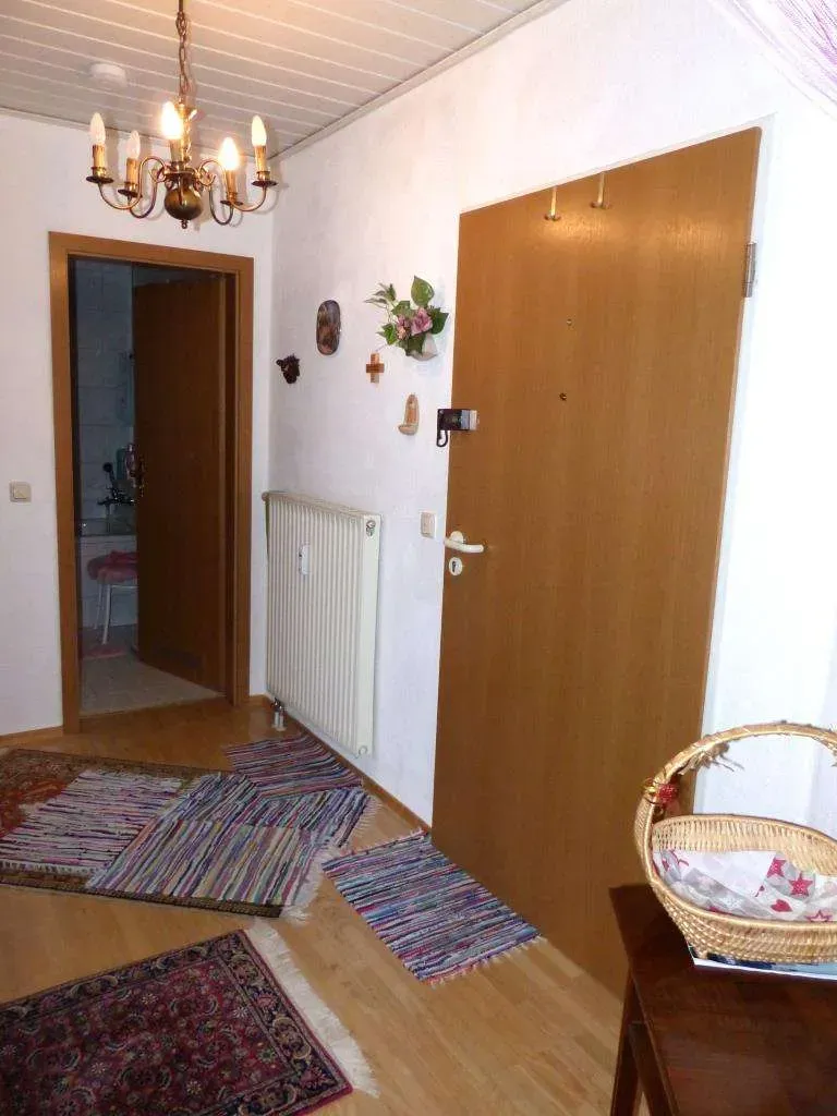 Top gepflegt und zentral! Ansprechende 3 Zi.-ETW mit Tiefgarage, im 1. OG, ohne Aufzug – Bild 13