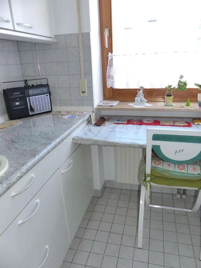 Top gepflegt und zentral! Ansprechende 3 Zi.-ETW mit Tiefgarage, im 1. OG, ohne Aufzug – Bild 5