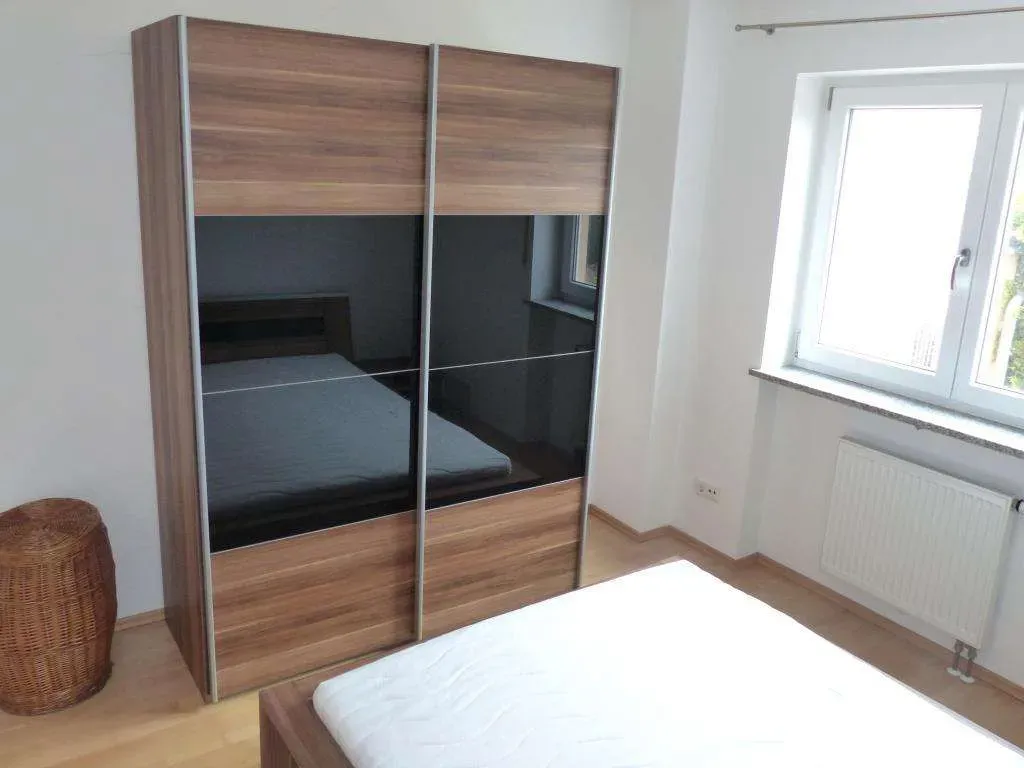TOP! Gepflegte 2 Zi.- EG-Wohnung mit Einbauküche, Terrasse, Garten und Tiefgarage – Bild 7