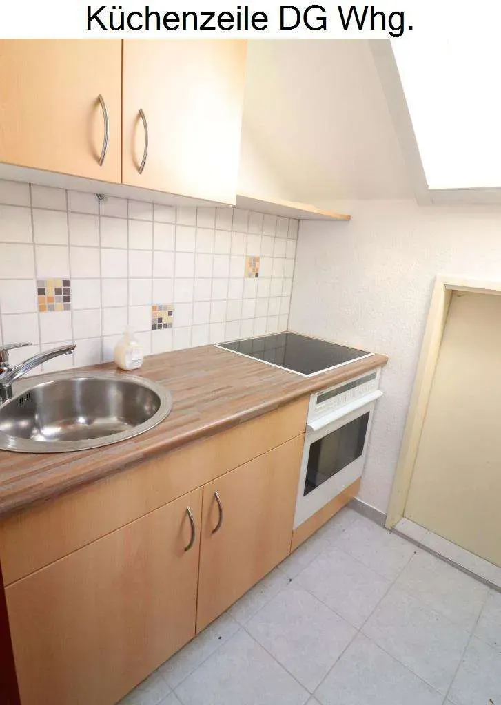 TOP gepflegtes Dreifam.-Haus mit Balkone und Dop.-Garage, EG und OG vermietet, DG Whg. frei – Bild 9