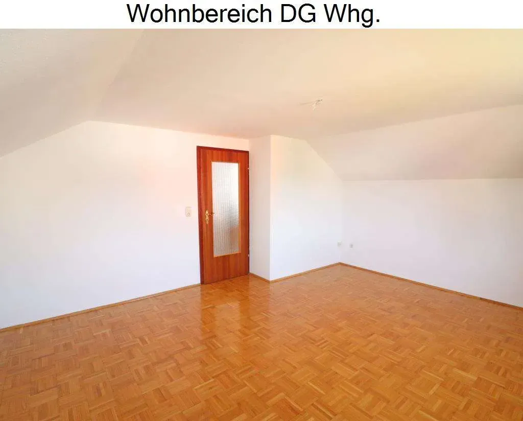 TOP gepflegtes Dreifam.-Haus mit Balkone und Dop.-Garage, EG und OG vermietet, DG Whg. frei – Bild 15