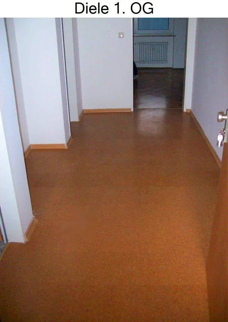 TOP gepflegtes Dreifam.-Haus mit Balkone und Dop.-Garage, EG und OG vermietet, DG Whg. frei – Bild 7