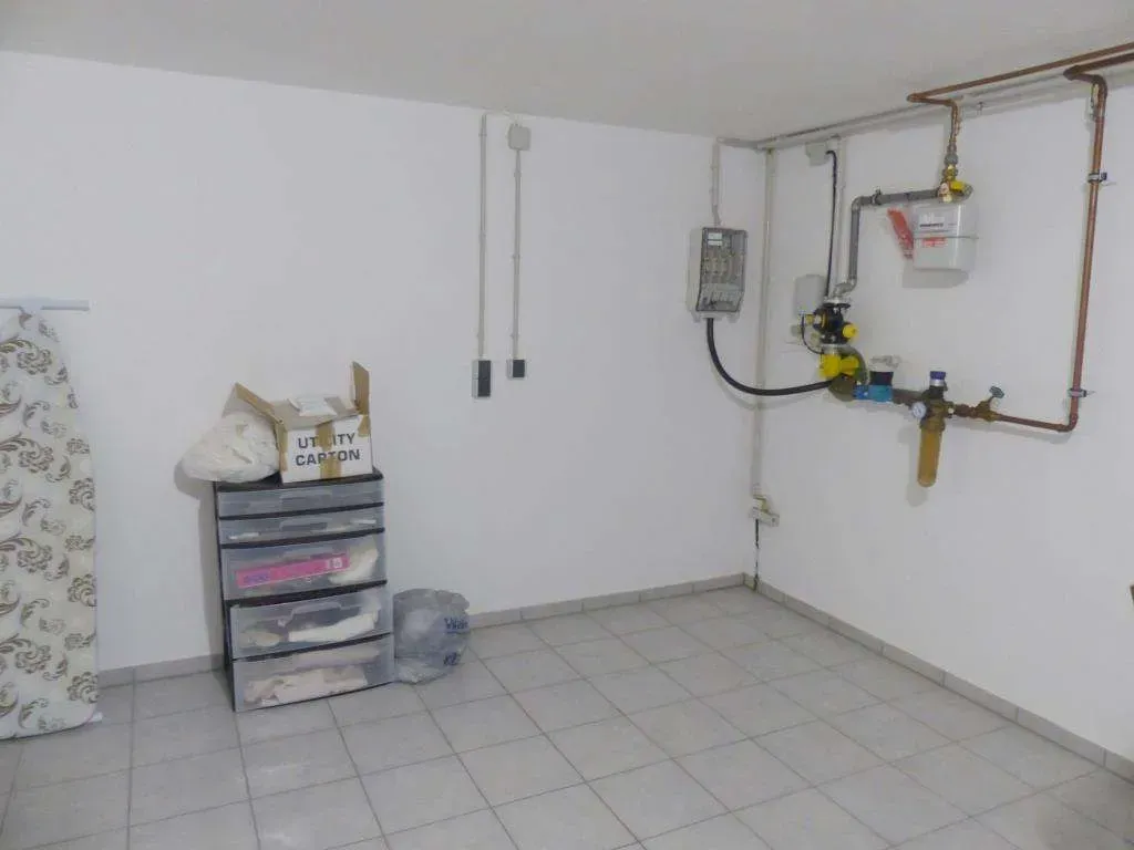 Top Kapitalanlage!!! Günstige Doppelhaushälfte, fest vermietet, mit Garage und Stellplatz – Bild 14