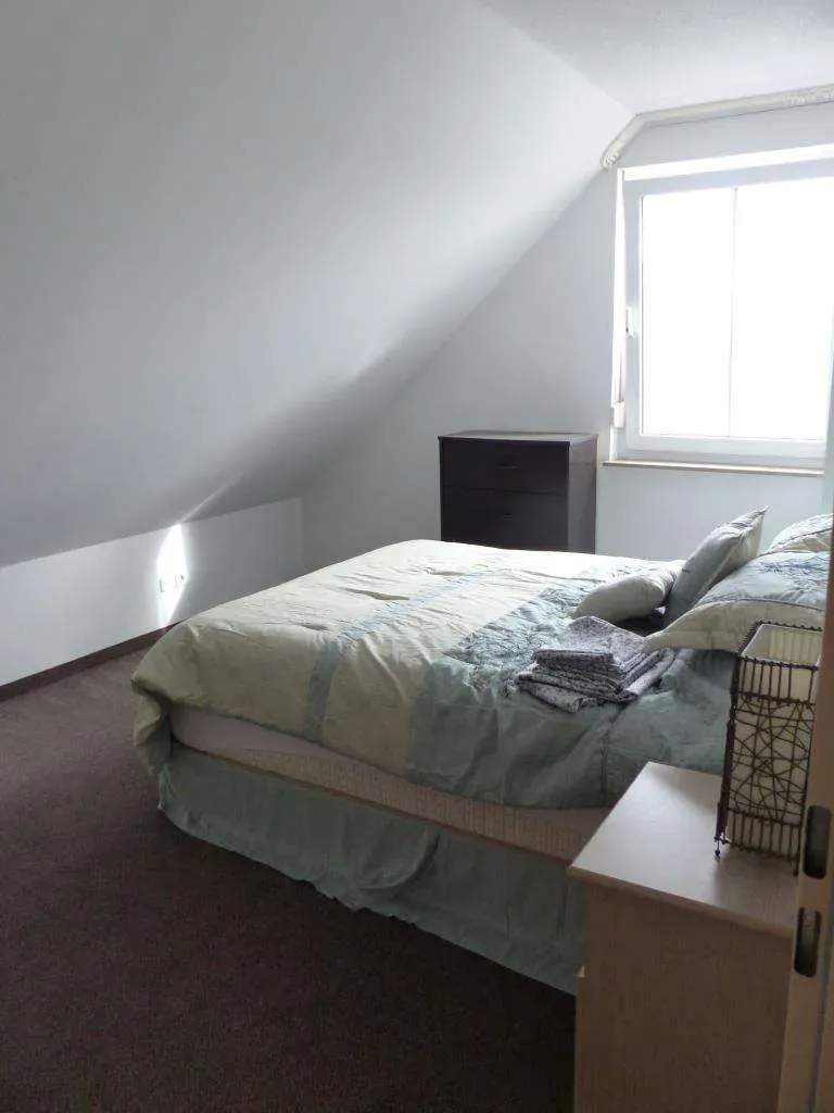 Top Kapitalanlage!!! Günstige Doppelhaushälfte, fest vermietet, mit Garage und Stellplatz – Bild 9