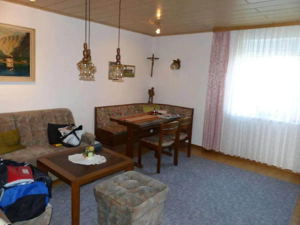 Vermietung oder Eigennutzung!!! Günstige 3 Zi.-ETW mit Balkon und Garage, 2. OG, sofort frei – Bild 3