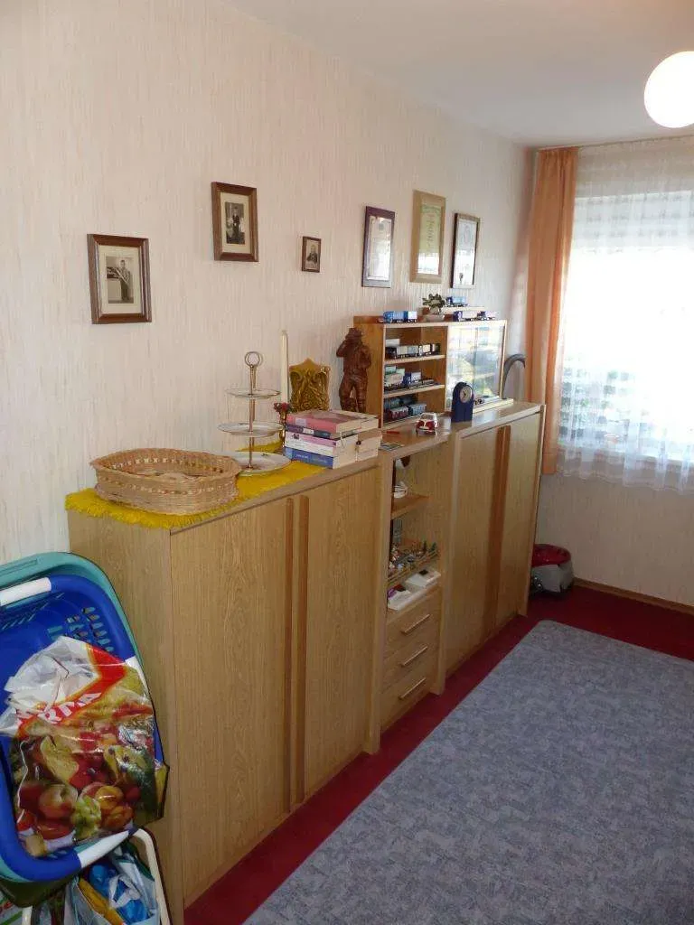 Vermietung oder Eigennutzung!!! Günstige 3 Zi.-ETW mit Balkon und Garage, 2. OG, sofort frei – Bild 6
