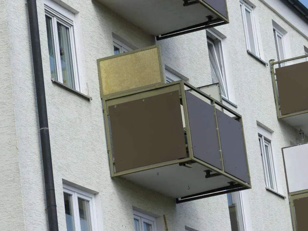 Vermietung oder Eigennutzung!!! Günstige 3 Zi.-ETW mit Balkon und Garage, 2. OG, sofort frei – Bild 12