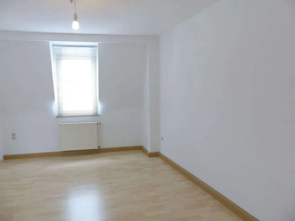 Wohnen im Zentrum! Großzügige 2 Zi.-Whg. in ruhiger Innenstadtlage, im 3. OG, sofort frei – Bild 12