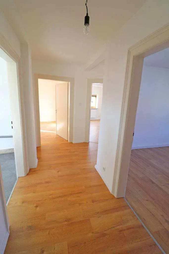Wohnen im Zentrum! Großzügige 3 Zi.-Whg. in ruhiger Innenstadtlage, im 3. OG, sofort frei – Bild 10