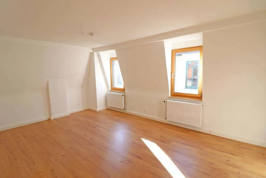 Wohnen im Zentrum! Großzügige 3 Zi.-Whg. in ruhiger Innenstadtlage, im 3. OG, sofort frei – Bild 11