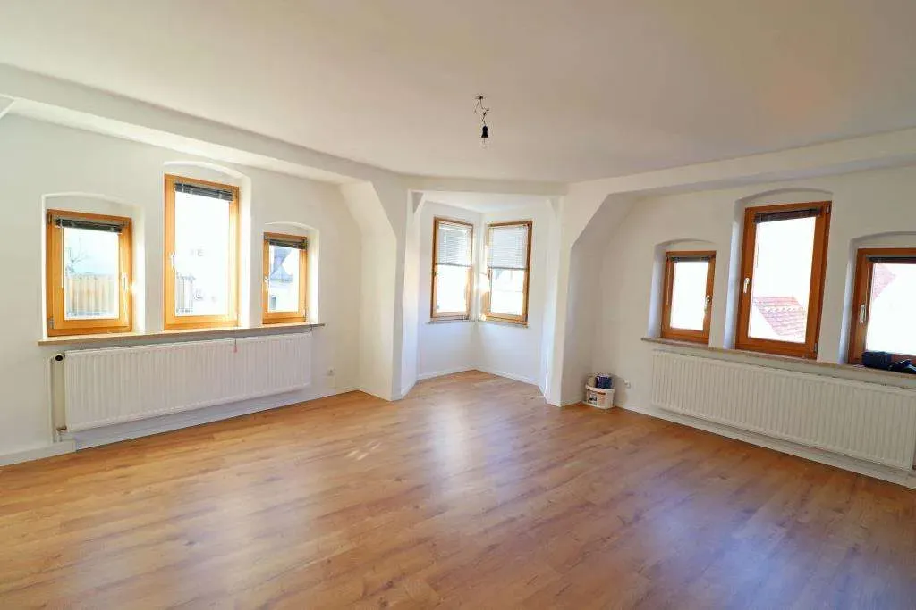 Wohnen im Zentrum! Großzügige 3 Zi.-Whg. in ruhiger Innenstadtlage, im 3. OG, sofort frei – Bild 6
