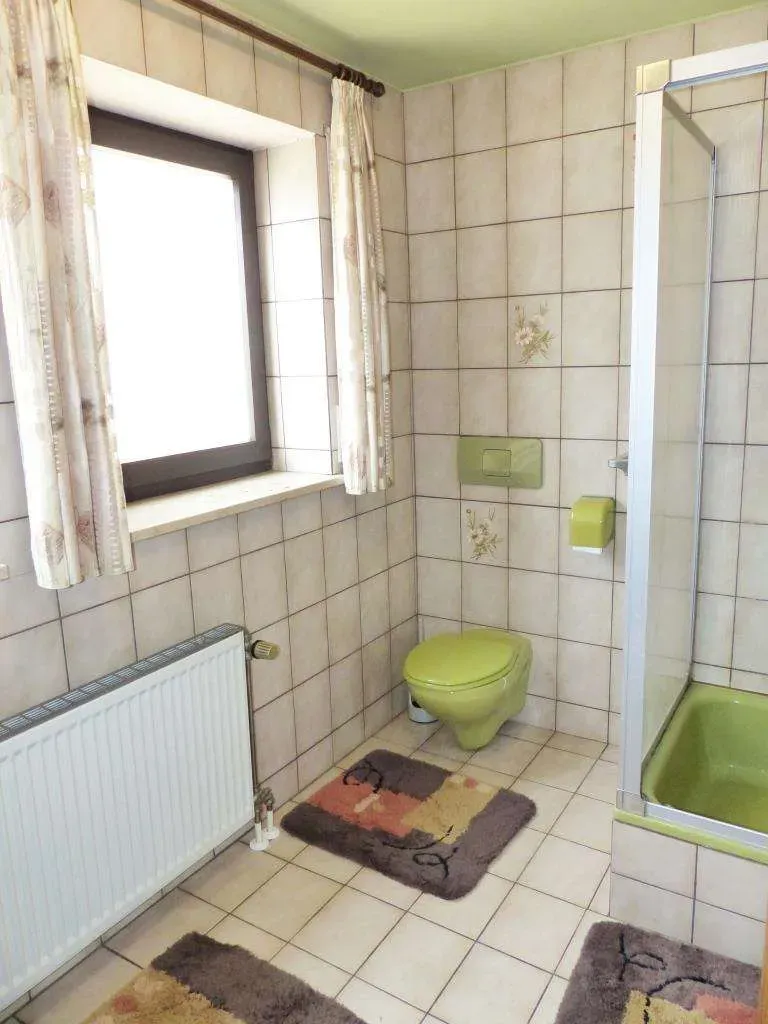Wohnen in naturnaher Randlage! Großzügiges Architektenhaus mit Doppelgarage und herrlichem Garten – Bild 13
