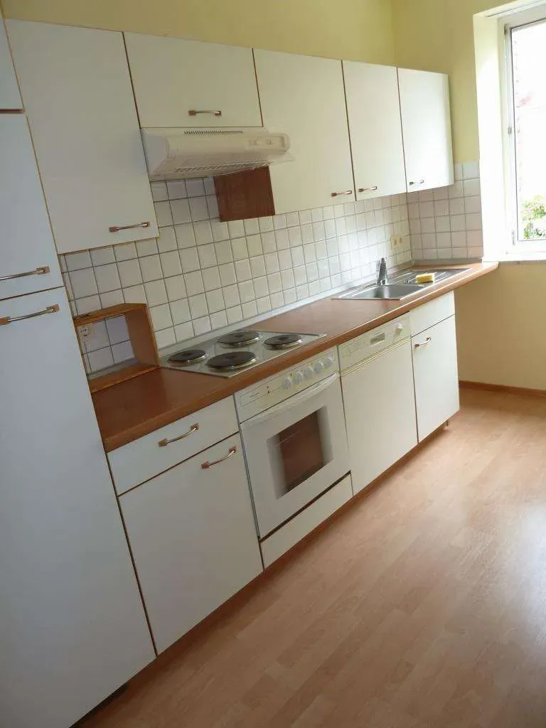 Zentrumsnahe 2 Zi.-Wohnung, inkl. Einbauküche und Stellplatz in der Innenstadt – Bild 4