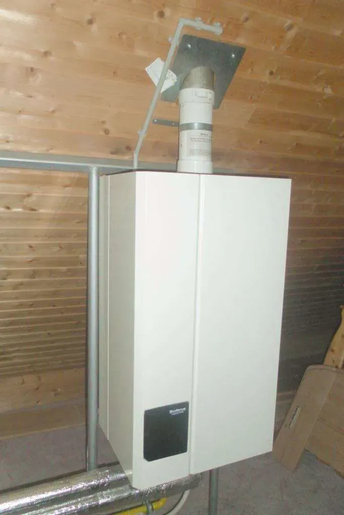 Zur Kapitalanlage, derzeit vermietet!!! Günstiges Einfam.-Haus mit Garage und Garten – Bild 9
