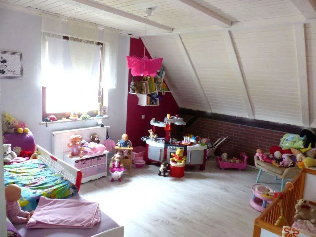 Zur Kapitalanlage, derzeit vermietet!!! Günstiges Einfam.-Haus mit Garage und Garten – Bild 12