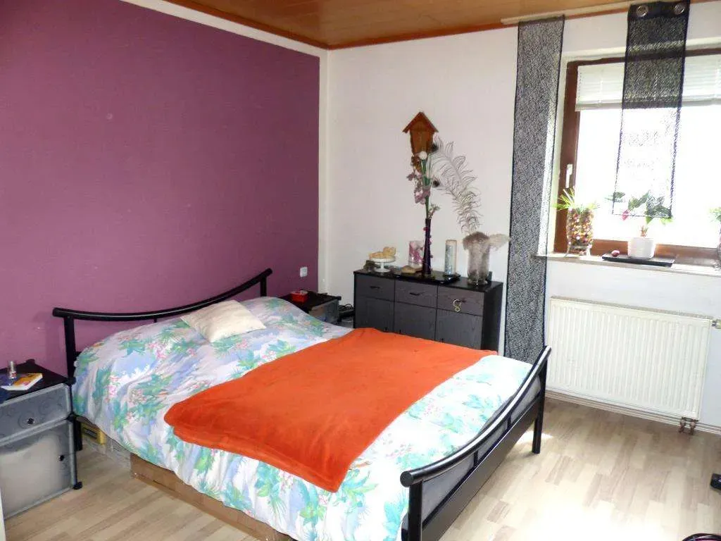 Zur Kapitalanlage, derzeit vermietet!!! Günstiges Einfam.-Haus mit Garage und Garten – Bild 5