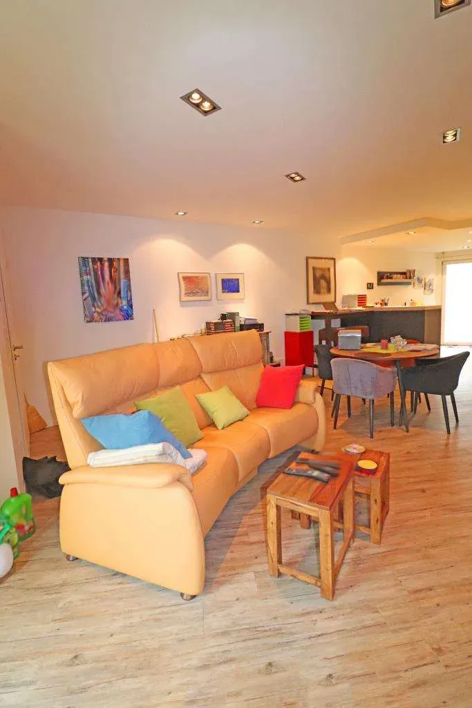Zur Vermietung! Hochwertige, barrierefreie 2 1/2 Zi.-Whg. mit 2 Terrassen, EBK u. Garage – Bild 10