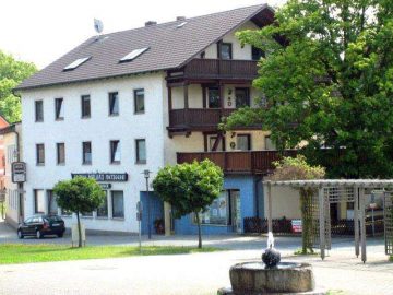 Traditionsgasthof mit Event-Location und Wohnpotenzial – vielseitiges Anlageobjekt, 92648 Vohenstrauß, Restaurant