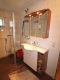 Modernisiert & bezugsfrei – Gepflegtes Wohnhaus mit Ladeneinheit zum Top-Preis! - Badezimmer OG