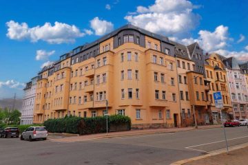 Top gepflegt! Hochwertig sanierte 3 1/2 Zi.-ETW mit Aufzug, Balkon und Runderker, 08525 Plauen, Etagenwohnung